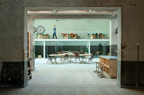 Hub Offices In Madrid | ch+qs Arquitectos.