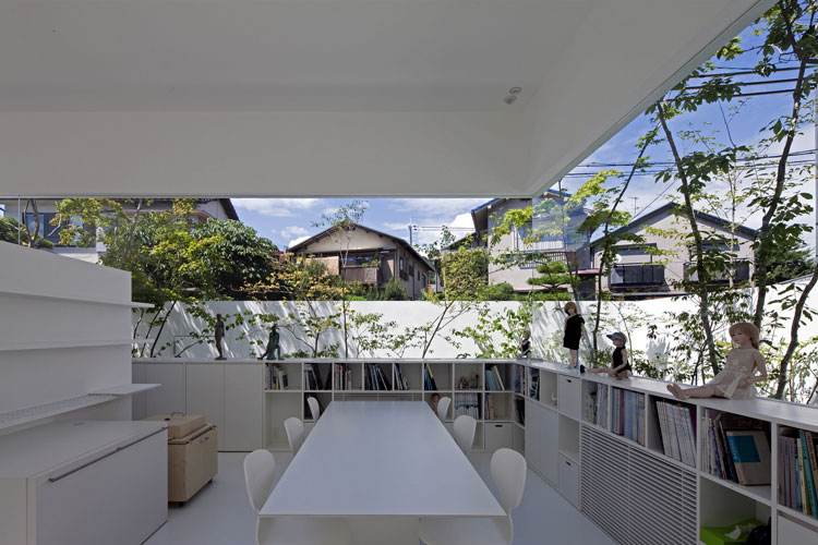 Atelier Bisque Doll // UID Architects, Japan.