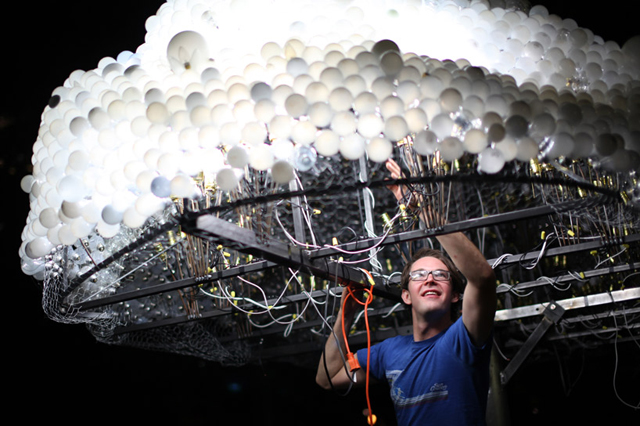 Interactive CLOUD Sculpture Made From 6,000 Light Bulbs by Caitlind Brown.