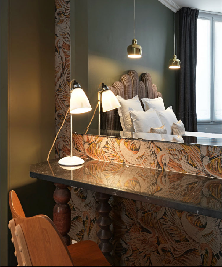 Hôtel Paradis, Paris.