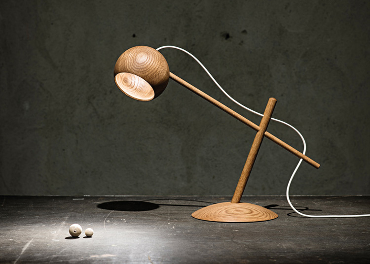 Oo Desk Lamp by Sverre Uhnger | Yellowtrace.