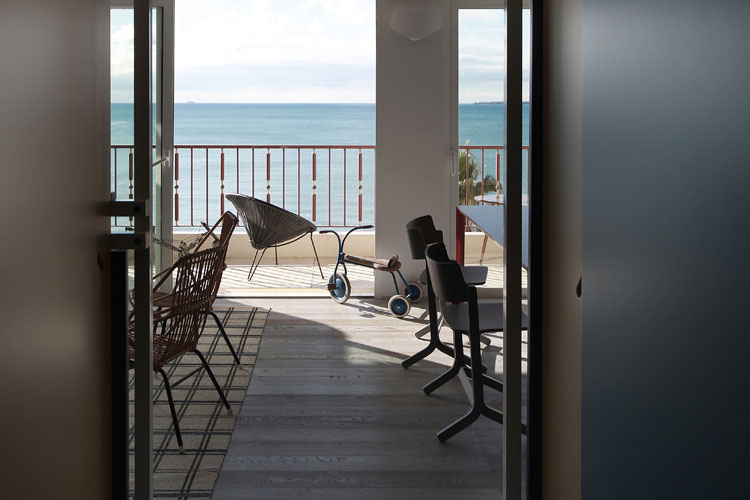 Fun House by UdA Architetti - Holiday Apartment Renovation in South of France, via Yellowtrace. Fun House by UdA Architetti - Apartment Renovation in Juan Les Pins, France.