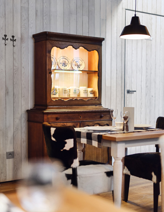 Althaus Restaurant by PB Studio and Filip Kozarski in Gdynia, Poland, via Yellowtrace. Althaus Restaurant, dining room details, timber wall panelling