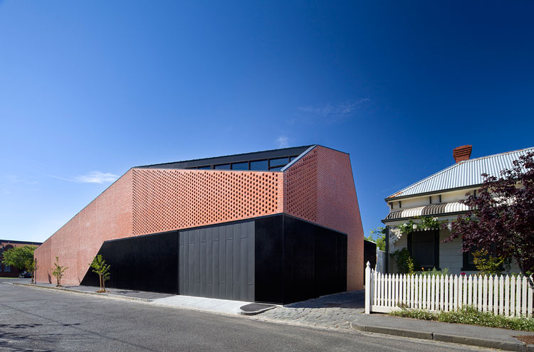 Harold Street Residence by Jackson Clements Burrows // via yellowtrace