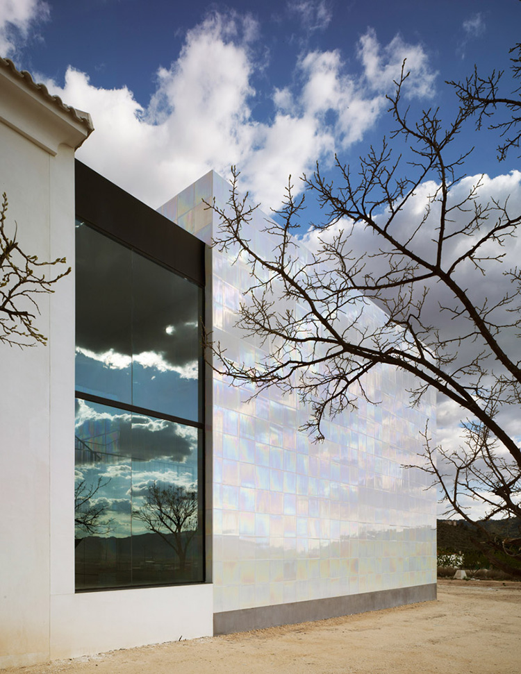 Music Hall and House in Alguena, Spain by Cor Asociados | Yellowtrace.
