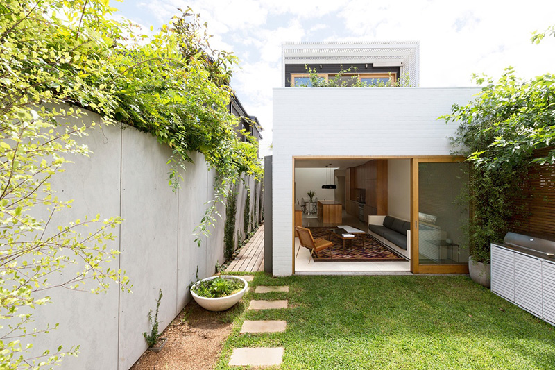 Bondi House by Fearns Studio. Photo by Tom Ferguson // Yellowtrace. Australian Houses Shortlist 2013.