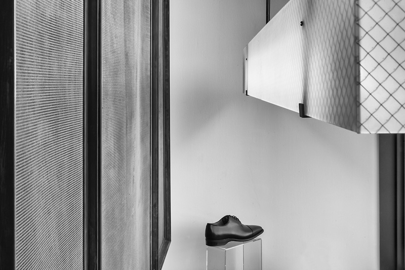 Bowen retail interior in Brussels, Belgium by Nicolas Schuybroek | Yellowtrace. Bowen retail interior in Brussels, Belgium by Nicolas Schuybroek | Yellowtrace.
