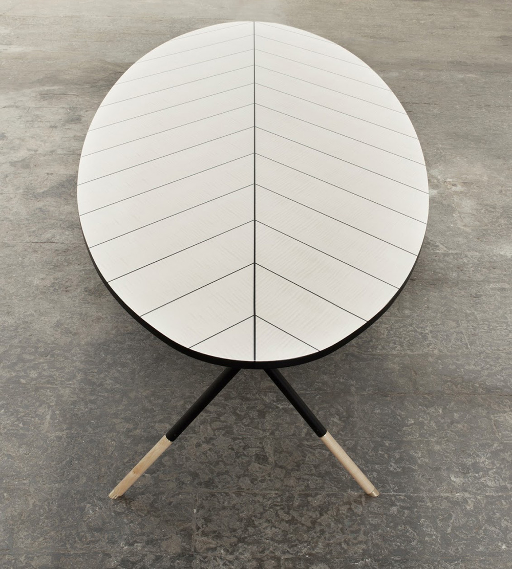 Piuma Table by Italian Furniture Designer Pietro Russo | Yellowtrace. Piuma Table by Italian Furniture Designer Pietro Russo | Yellowtrace.