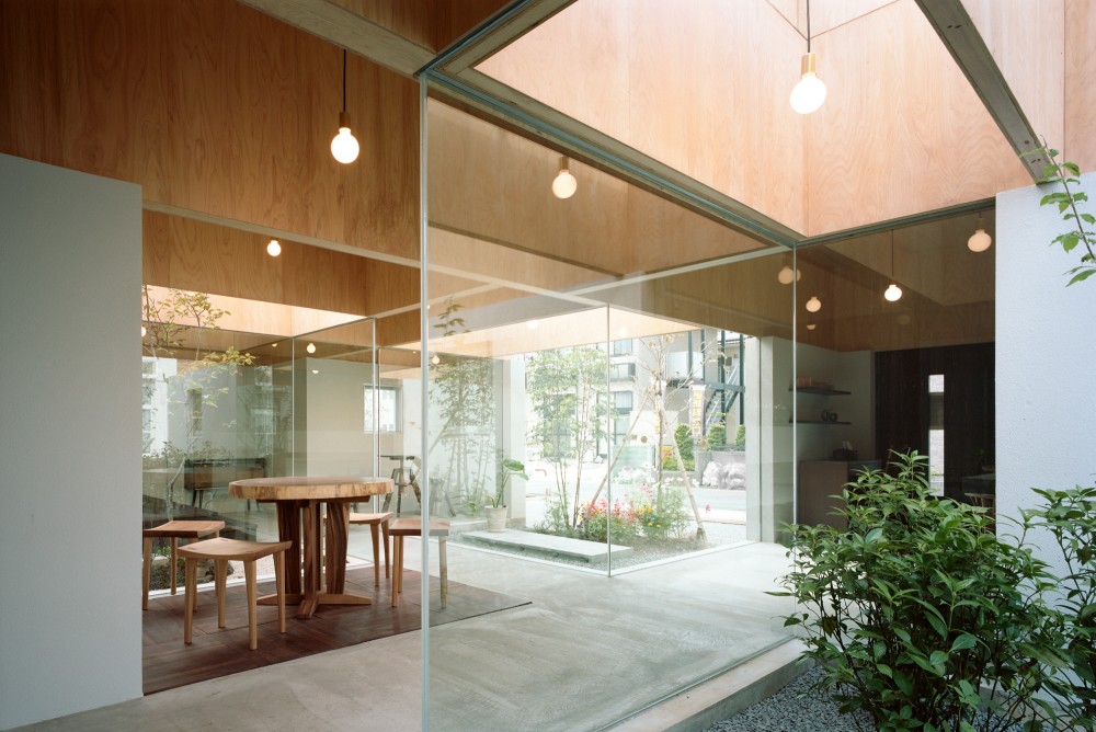 Table Hat by Hiroyuki Shinozaki Architects | Yellowtrace.