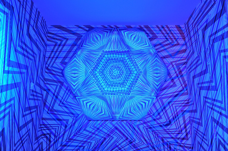 Zigzagging installation by Carnovsky for Missoni during Salone del Mobile 2013 | Photo by Nick Hughes for Yellowtrace. Zigzagging installation by Carnovsky for Missoni during Salone del Mobile 2013 | Photo by Nick Hughes for Yellowtrace.