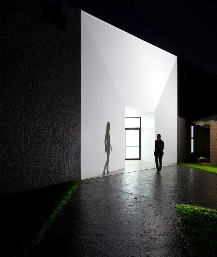 Dapto Anglican Church Auditorium, Australia by Silvester Fuller.