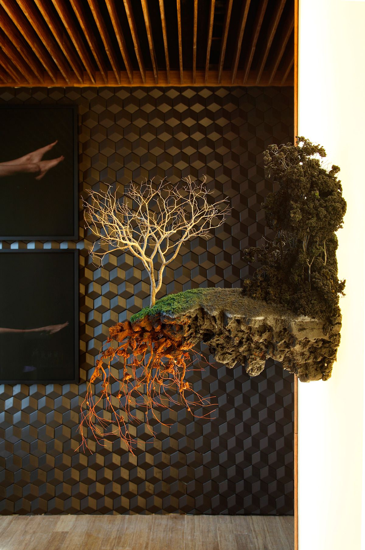 "Hotel Black" temporary installation by Studio Guilherme Torres at MostraBlack 2013 | Yellowtrace.