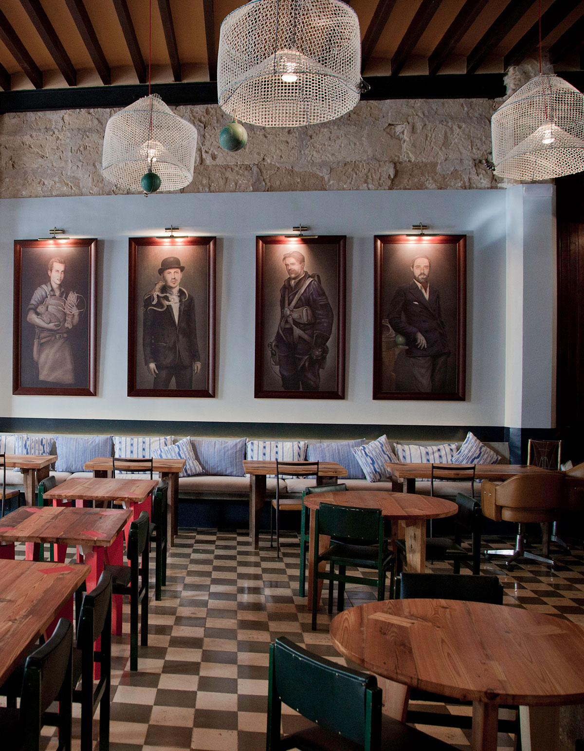 Patrón Lunares Cantina // Palma de Mallorca, Spain.