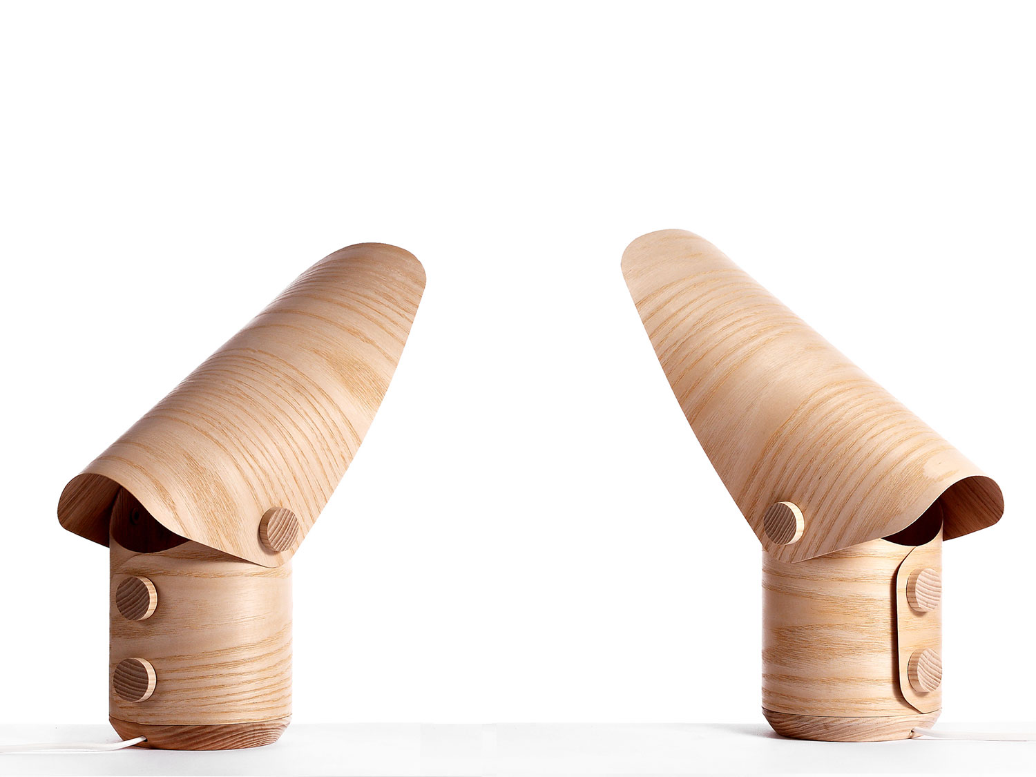 Handmade Light by Asaf Weinbroom | Yellowtrace.
