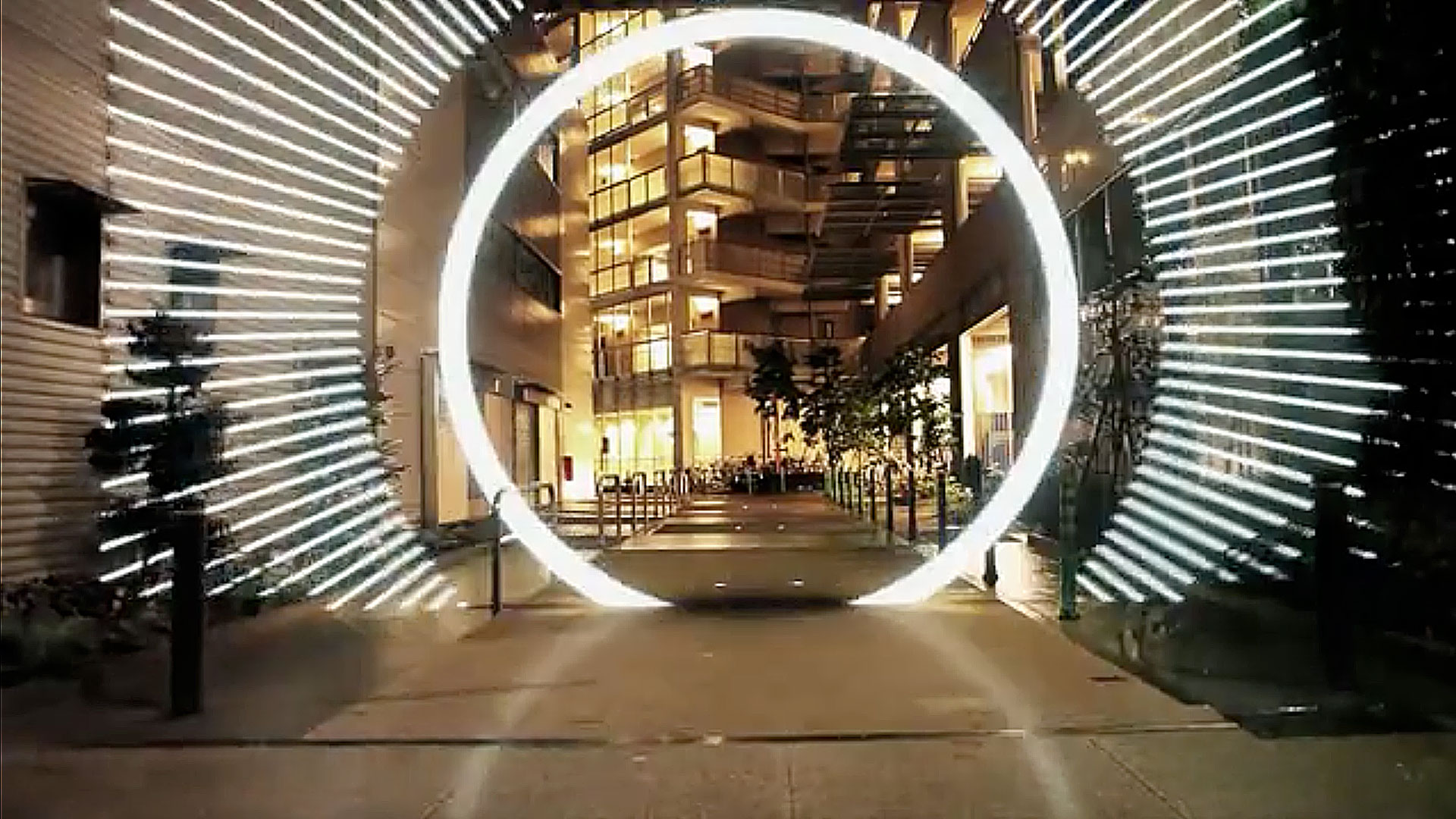 Night Stroll Through Streets of Tokyo by Tao Tajima | Yellowtrace.