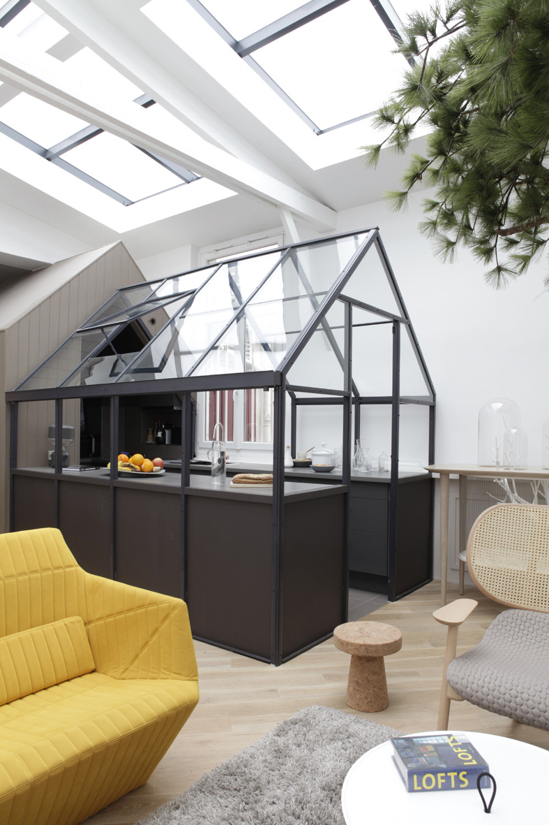 Paris Loft Apartment on Rue Voltaire by Grégoire De Lafforest | Yellowtrace.