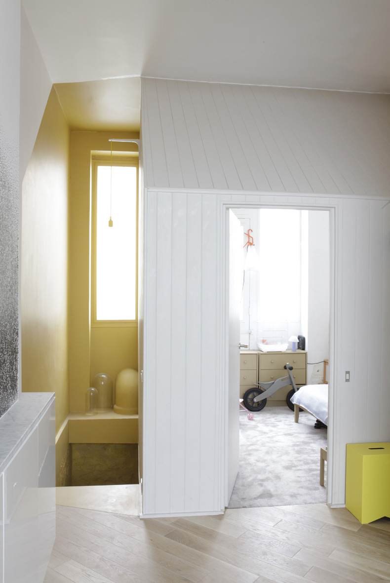 Paris Loft Apartment on Rue Voltaire by Grégoire De Lafforest | Yellowtrace.