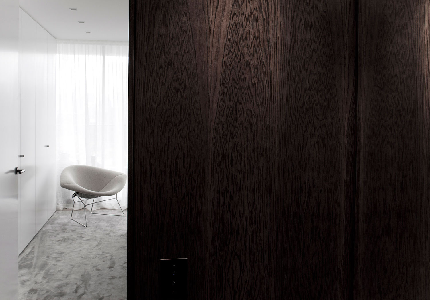 Potts Point Apartment by George Livissianis | Yellowtrace.