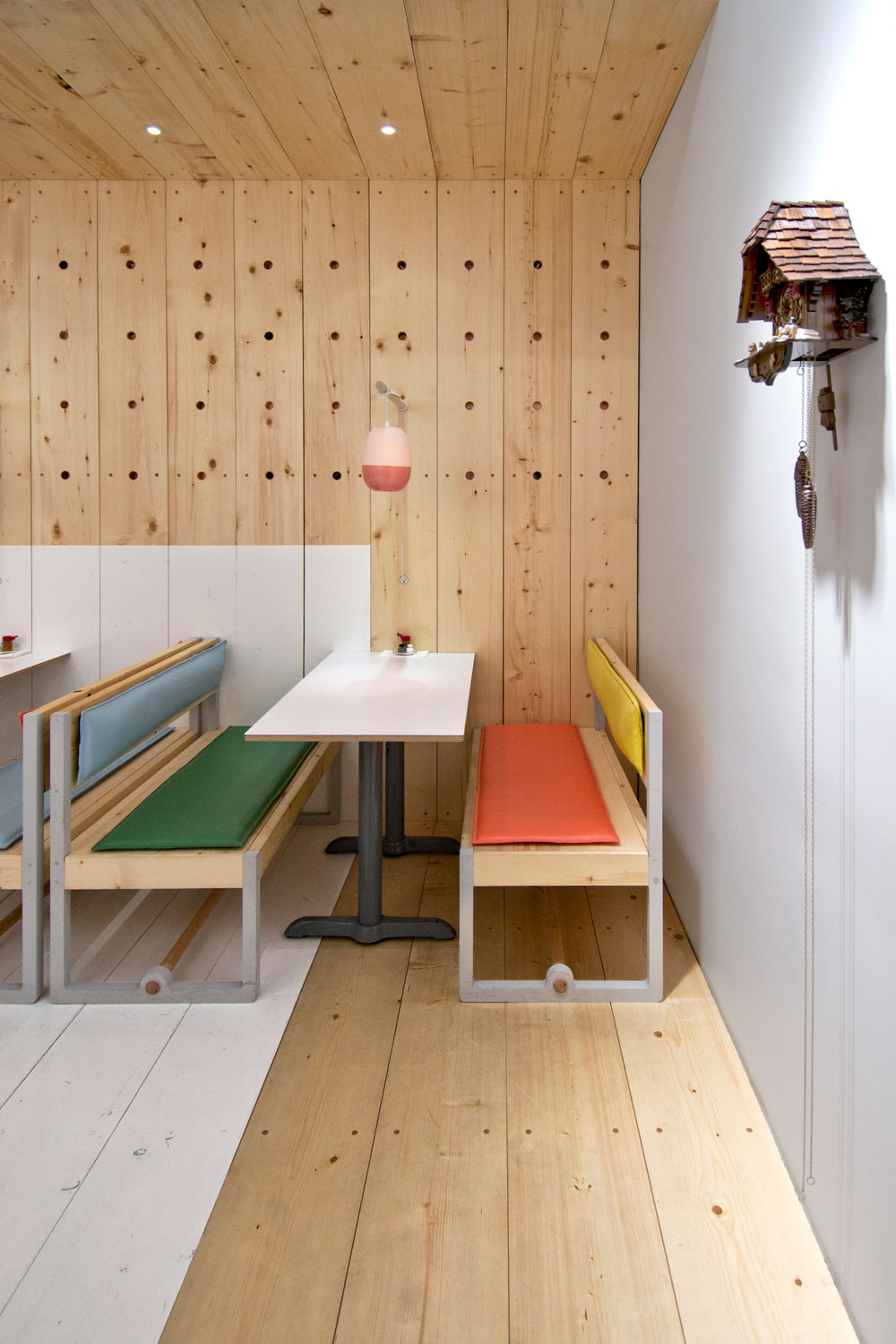 Bestie Currywurst, Vancouver by Scott & Scott | Yellowtrace.
