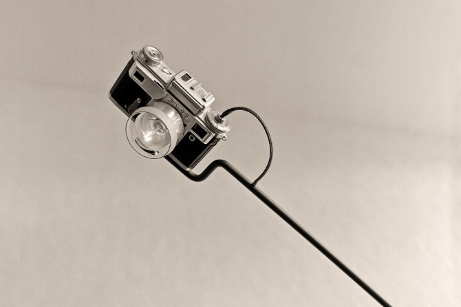 Lamps Made From Old Cameras by Y Studio | Yellowtrace.