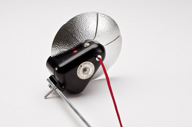 Lamps Made From Old Cameras by Y Studio | Yellowtrace.